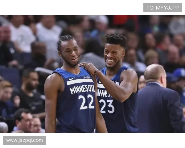 相较上赛季威金斯无球跑位提升勇士外线效率