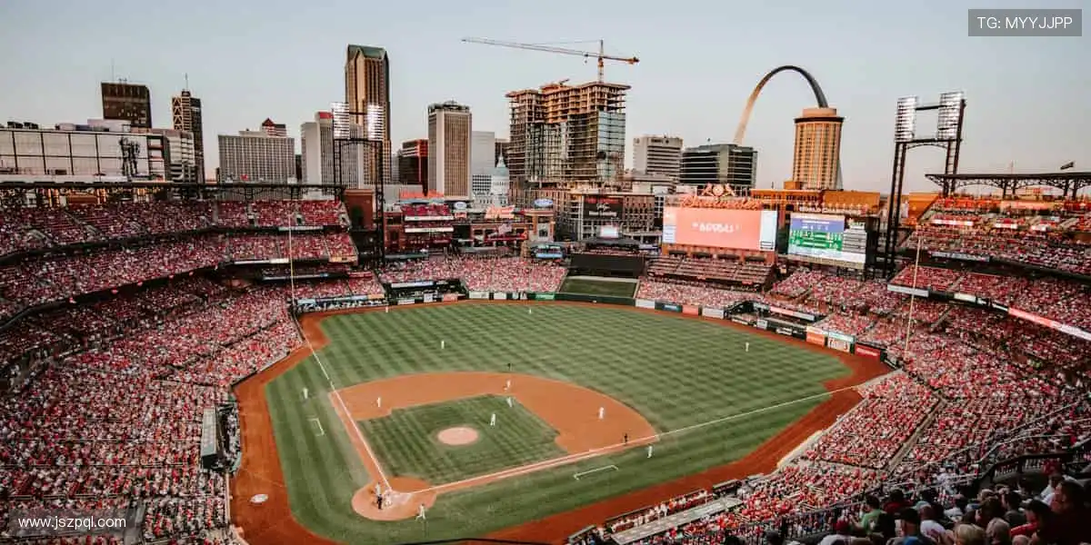 实时解说,让你不错过任何一个绝杀瞬间!🎙️🏃